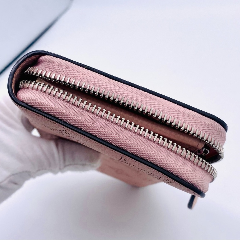EUC Louis Vuitton Magnolia Pink Monogram Mahina Zippy Wallet - Picture 9 of 15